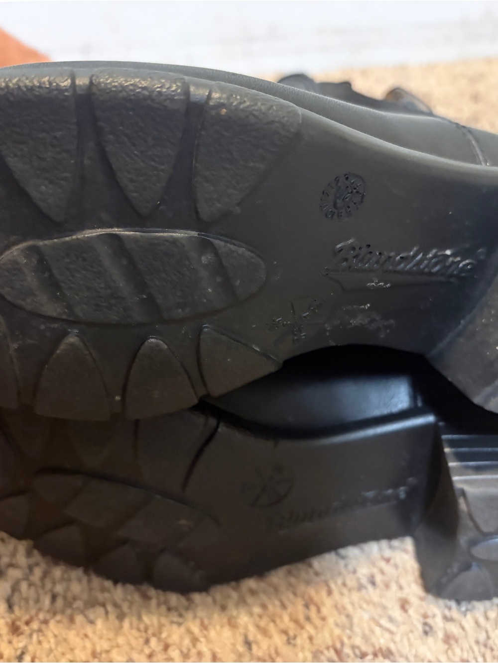 Blundstone Black Leather Women's Chelsea Ankle Boots 6 - Picture 7 of 8